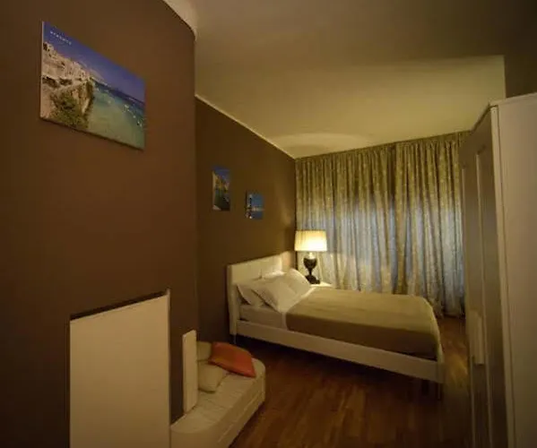 ゲストハウス Cconforthotels Dolci Emozioni バーリ