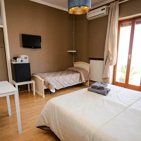Cconforthotels Dolci Emozioni ゲストハウス バーリ